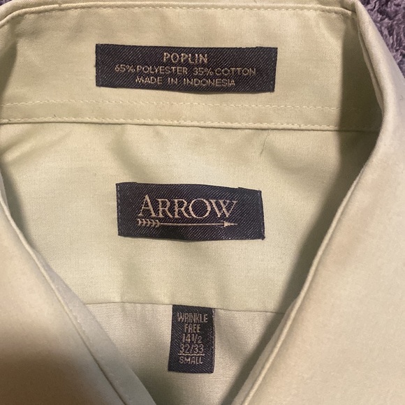 Men’s Arrow Button Up Shirt - Picture 2 of 3